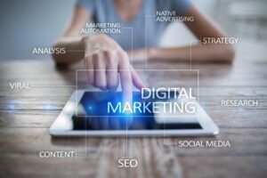 Directeur marketing digital en action