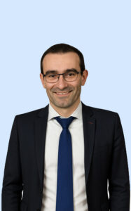 Nicolas  Directeur administratif et financier