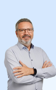 Jean  Directeur des systèmes d’information